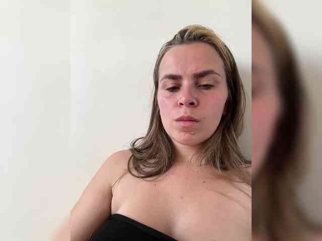LolaSexxx