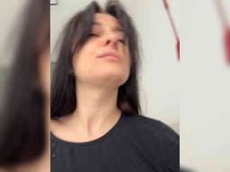 Bella08