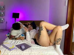 INSOMNIA_COUPLE