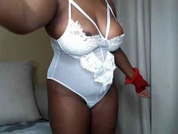 Busty-Bree