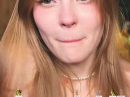 Lisa. 👉 next stream April 12!!!! at ~ 7-8 am (GMT)