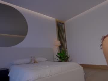 𝒩𝒾𝒸𝑜𝓁𝓁𝑒🎀     Instagram: nicollemitchelle