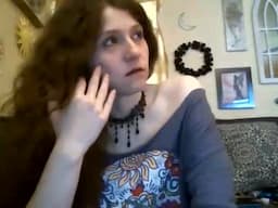 queencrimsonlvx