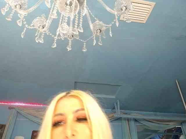 adrianna_fox