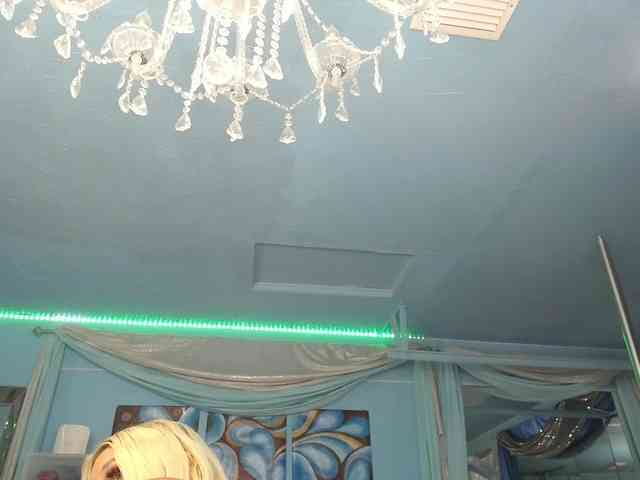 adrianna_fox