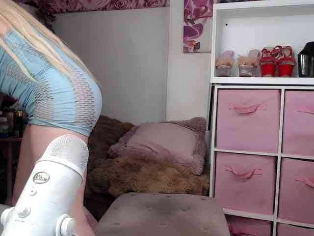 ElyinkPornsta