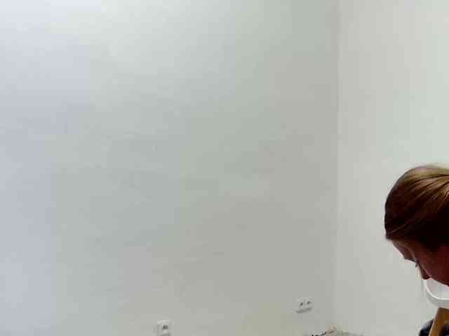 MILEY_GREY