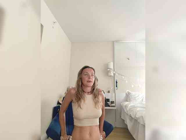 Lola3000