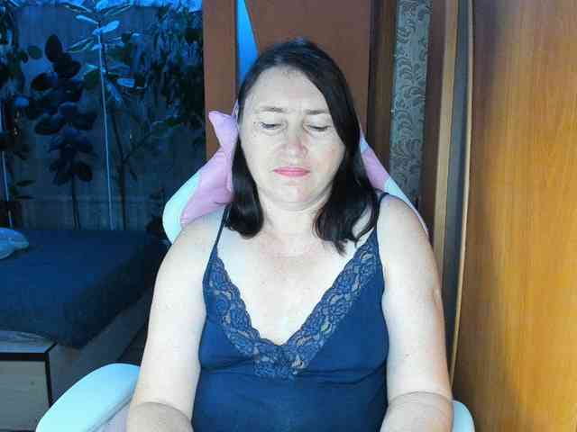 Lola18111