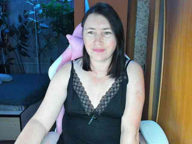 Lola18111