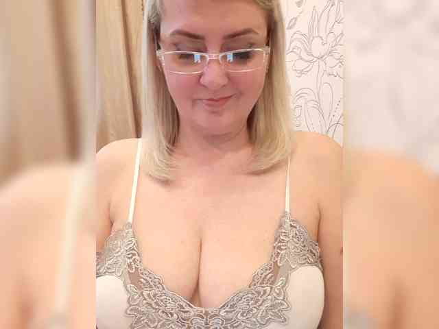 SexiestJess45