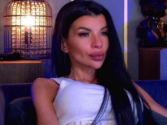 EleniaDevons
