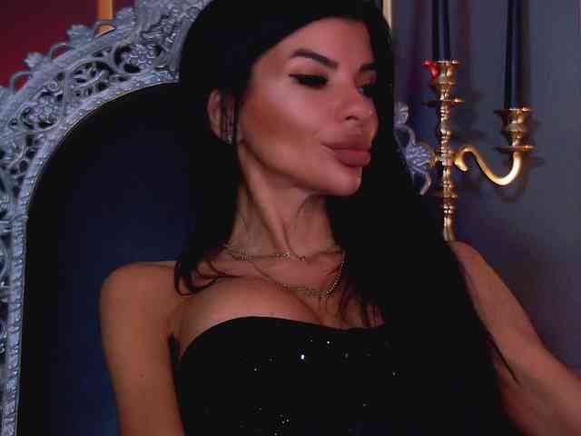 EleniaDevons