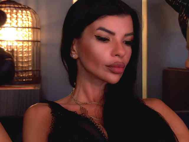 EleniaDevons