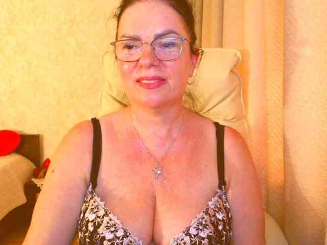 Monica-1203