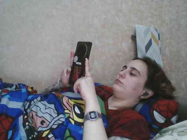 Hotredhead01