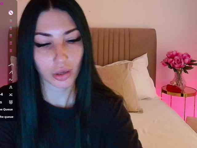 VickyLouna