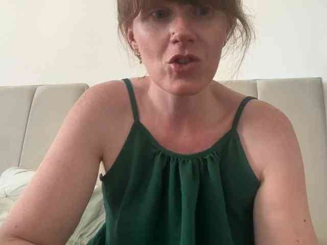 REDHEADROSIE