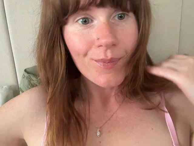 REDHEADROSIE