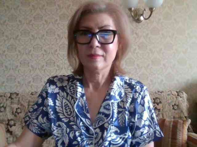Elegant00Lady