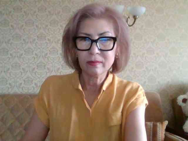 Elegant00Lady