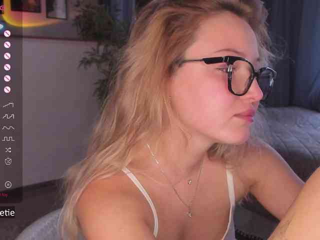 AprilCoy