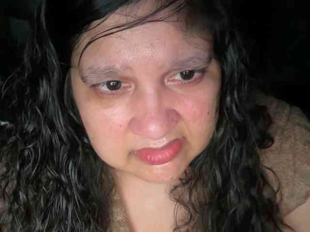 DUMBHOEMELANIE