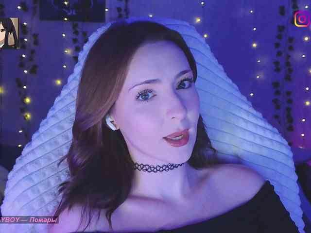 LollyGirlMoon