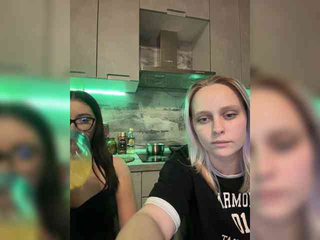BellaAndAlice
