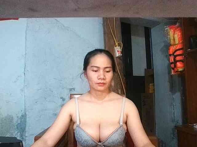 EllaShow93