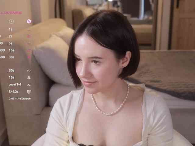 -FemaleEssence-
