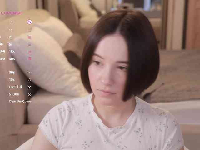 -FemaleEssence-