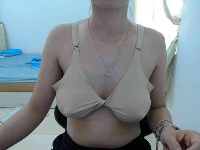 HotQueen93