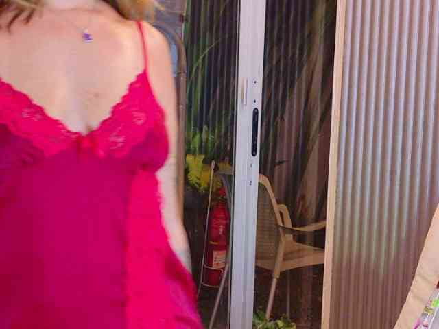 SCARLETTE04