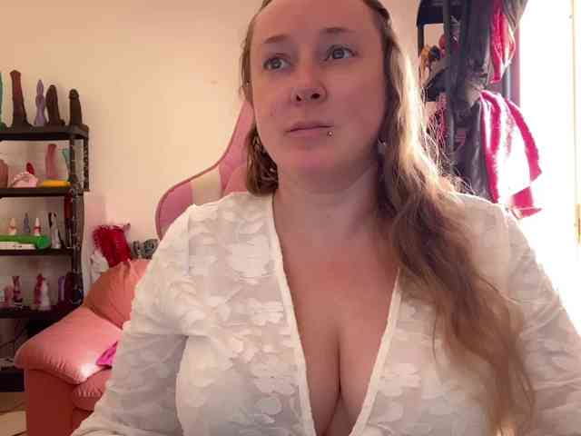 NylonQueen