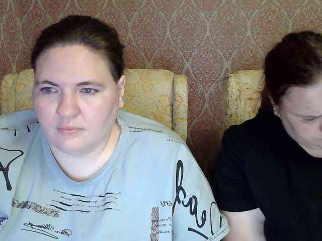 HollyXEva