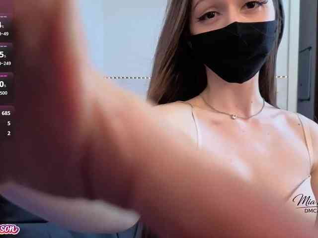 Mia69Mason