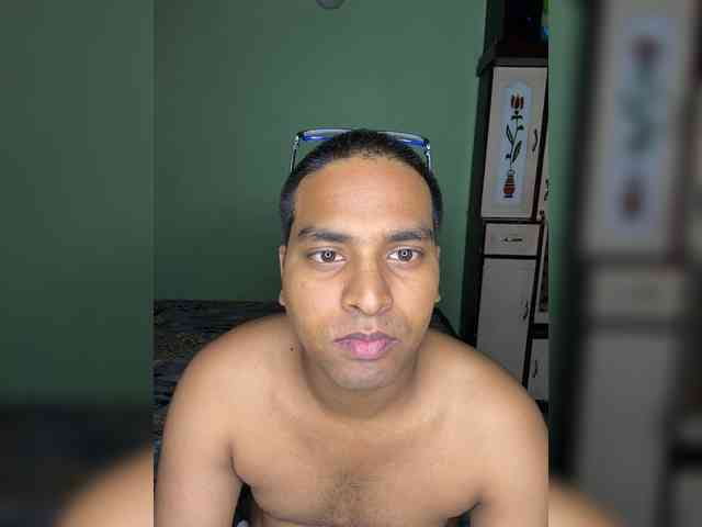 HotIndiancouple69