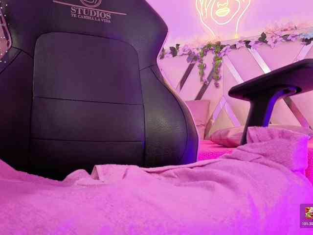 SABRINA-TAY
