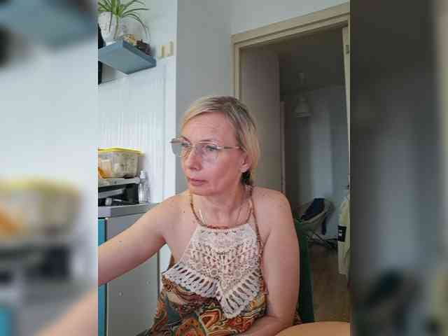ShiningMILF