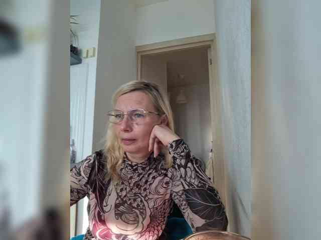 ShiningMILF