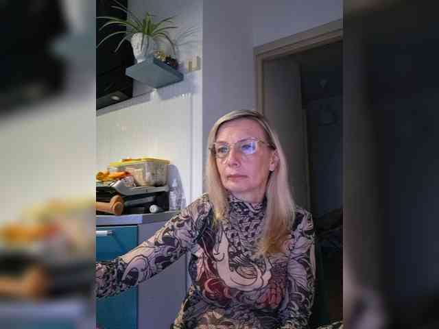 ShiningMILF