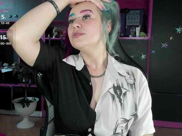 Neon-Baddie