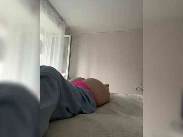 Eva1Cute