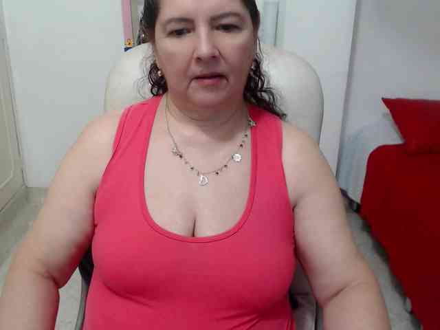 leonela-68