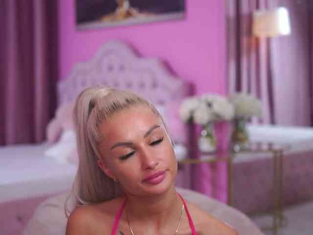 LaraBrynn
