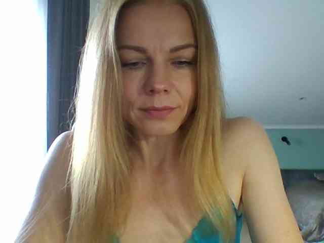 BlondaTina