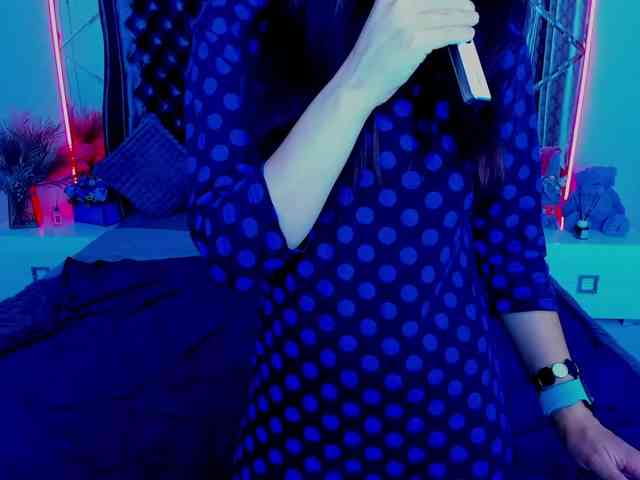 Livia-Shy