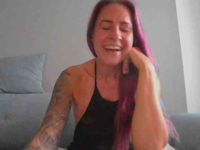GermanMilfJasmin