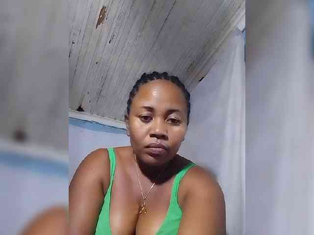 RaJeanne
